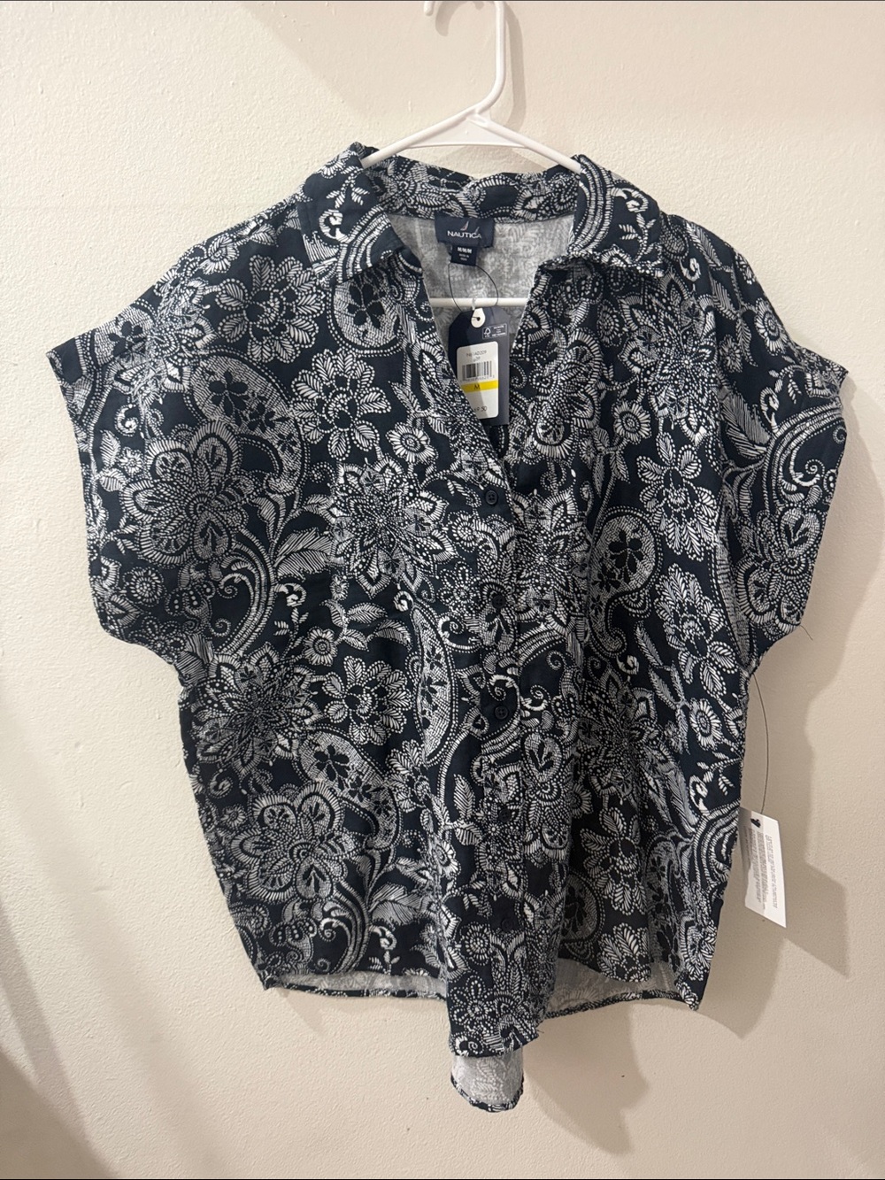 Nautica Black & White Floral Button-Front Short Sleeve Tunic